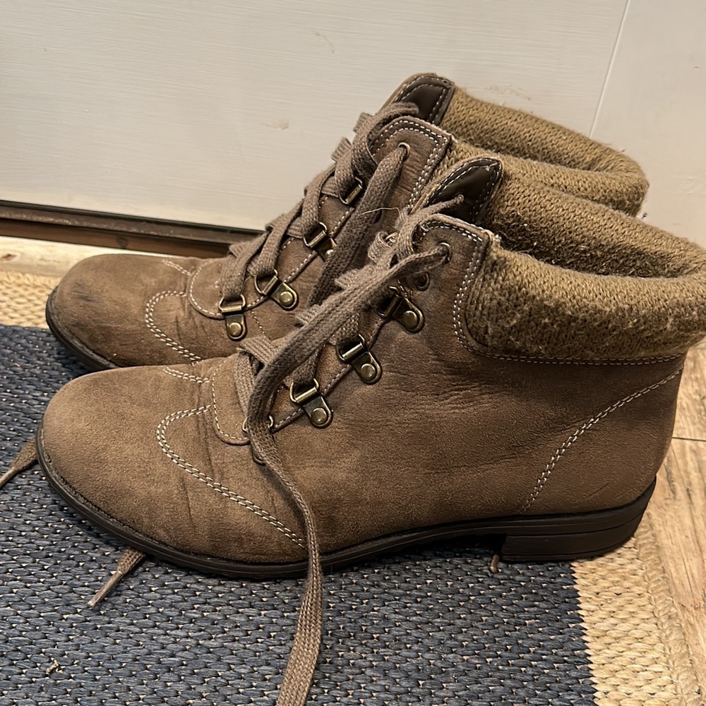 Cliff Boots